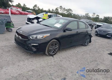 2021 Kia Forte Gt-Line z USA, uszkodzony, nr VIN 3KPF34AD4ME342249